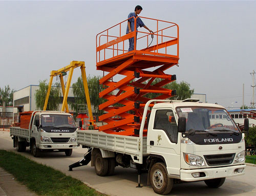 車載式升降機  車載式升降機